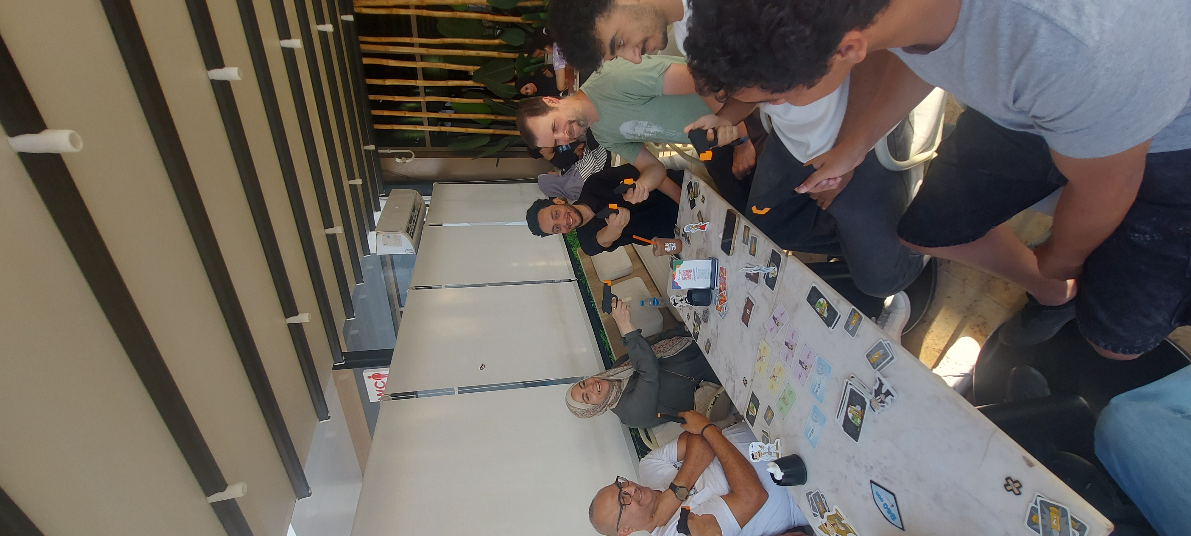صورة المجتمع: Cairo board games